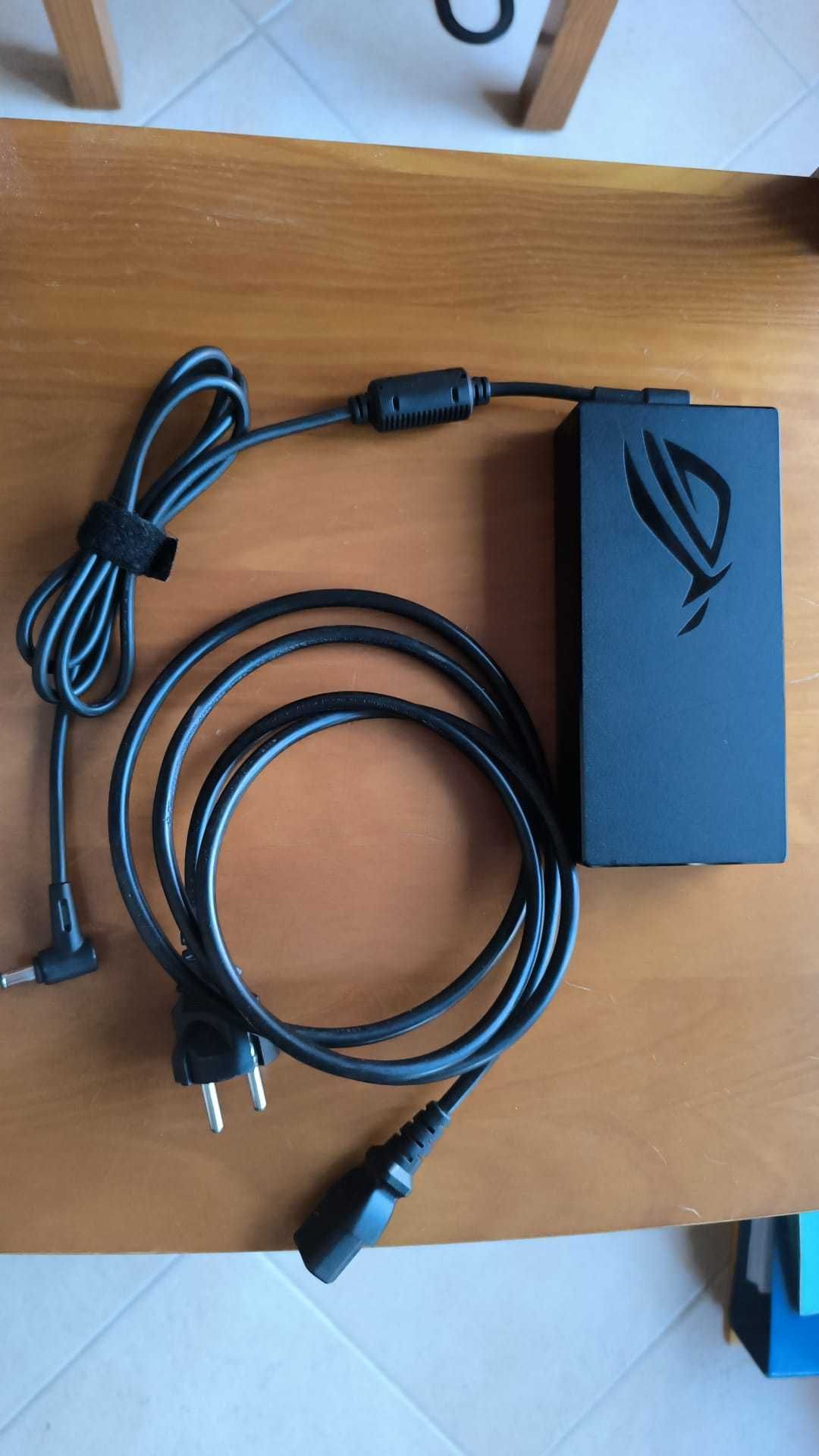 Portátil Gaming Asus Rog Strix