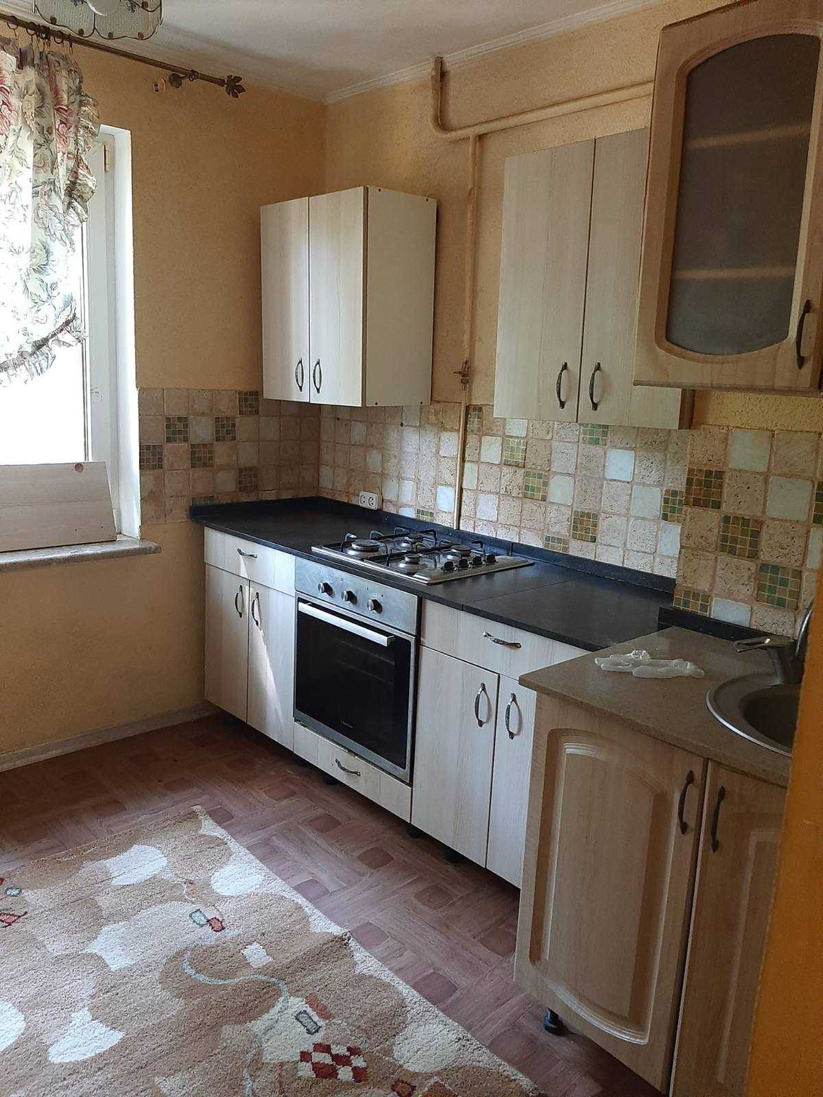 Продам 1 ком Десантный бульвар /Крымская