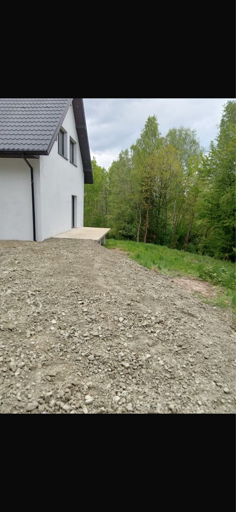 Nowoczesny Dom z duza dzialka blisko Tarnowa
