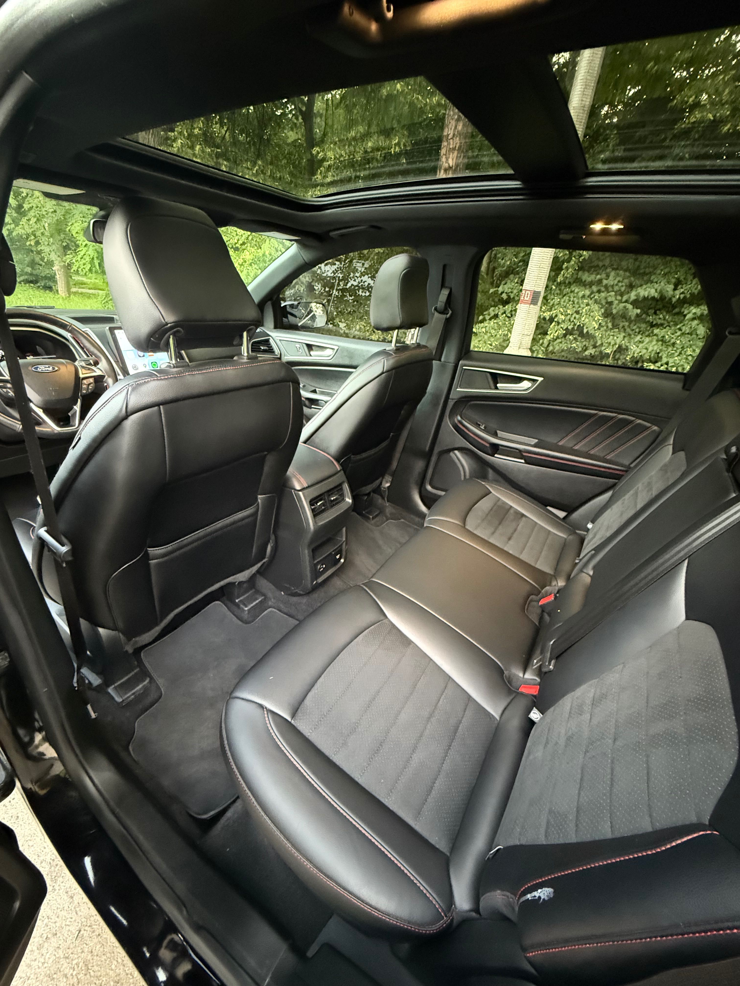 Ford Edge ST line