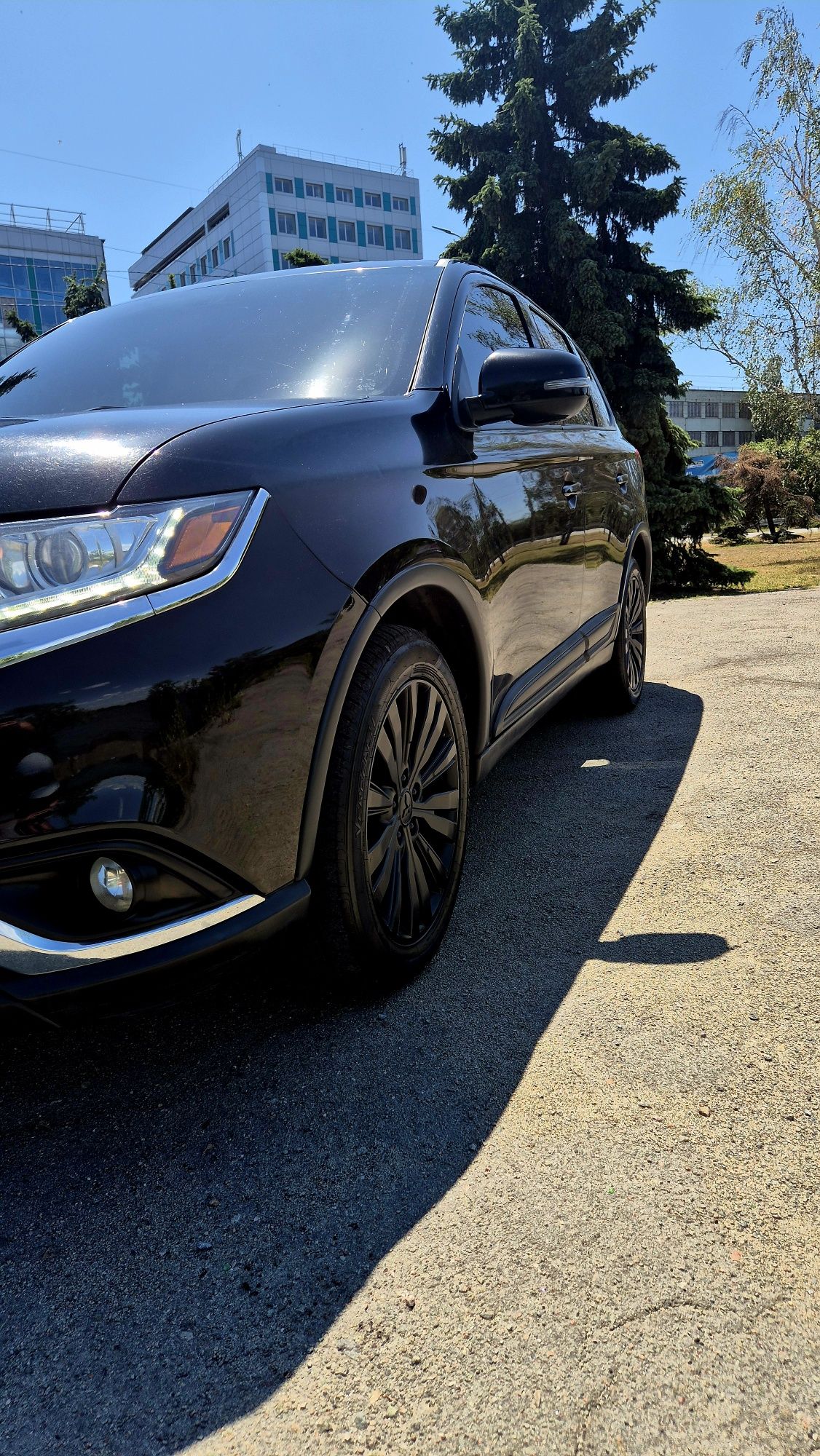 Mitsubishi Qutlander 2019 г. III поколения 2.4 . CVT  17499 $