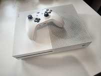 Xbox One S + jeden pad