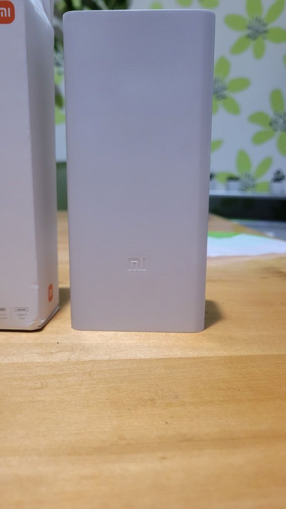 УМБ Xiaomi Mi Power Bank 3 30000 mAh USB-C 18W Fast Charge PB3018ZM Wh