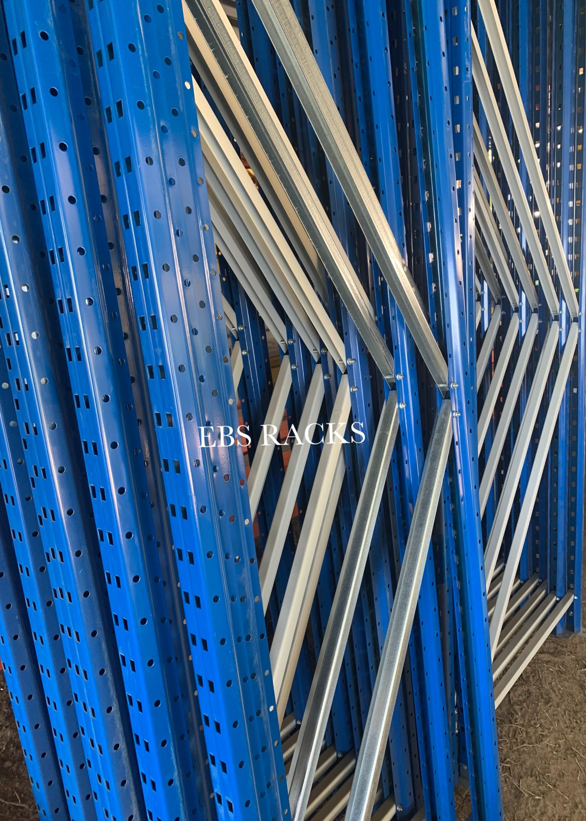Estantes/racks/prateleiras picking novas em galvanizado ou pintado.