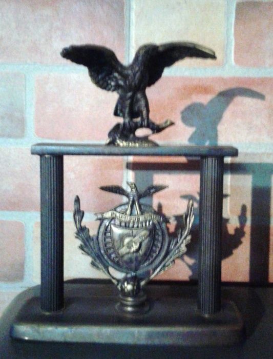 Troféu em ferro fundido SLB