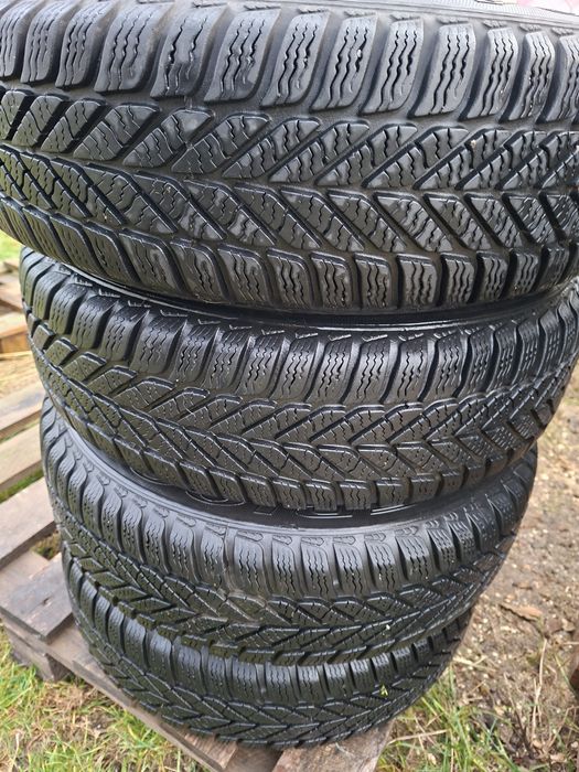 Opony zimowe komplet