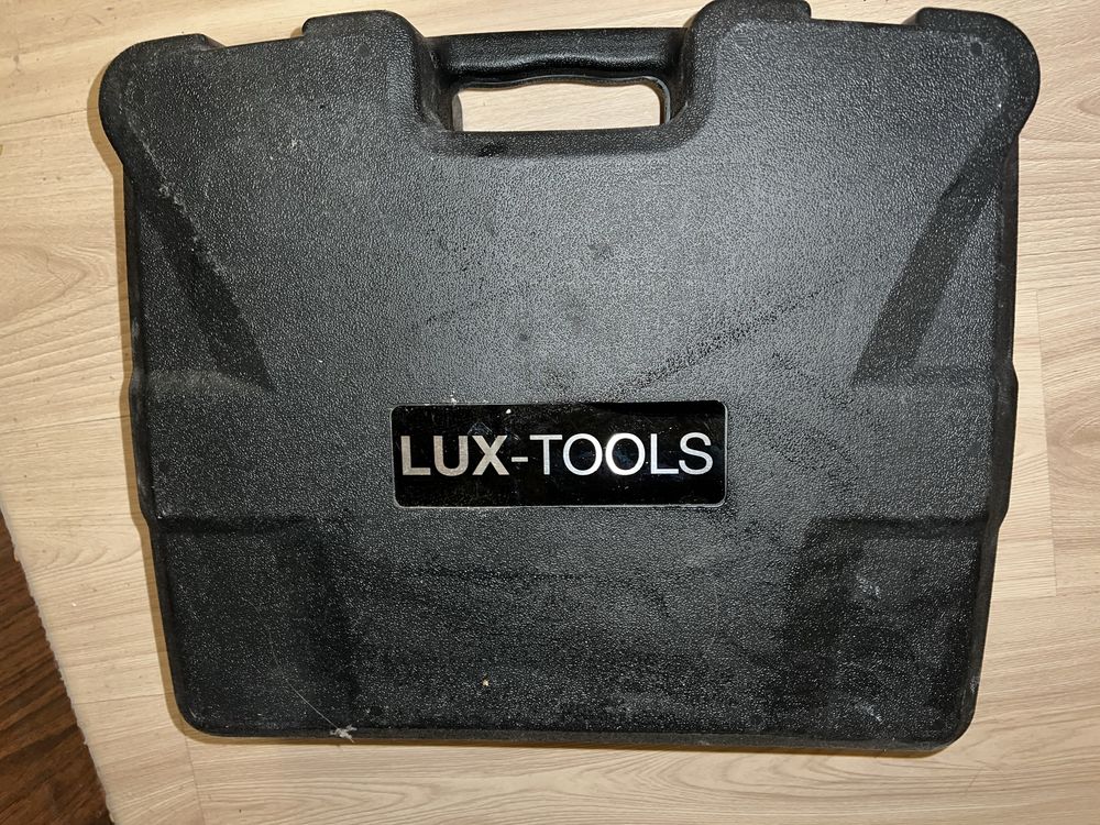 Młotowiertarka  LUX-TOOLS  1500W