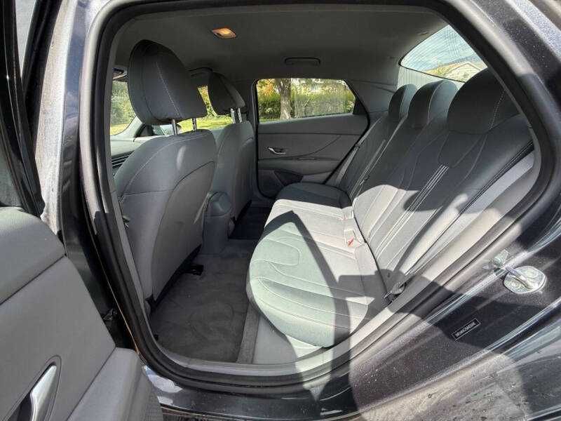 2021 Hyundai Elantra SEL