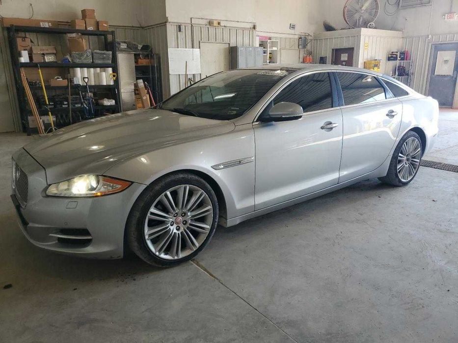 JAGUAR XJL Portfolio, 2015