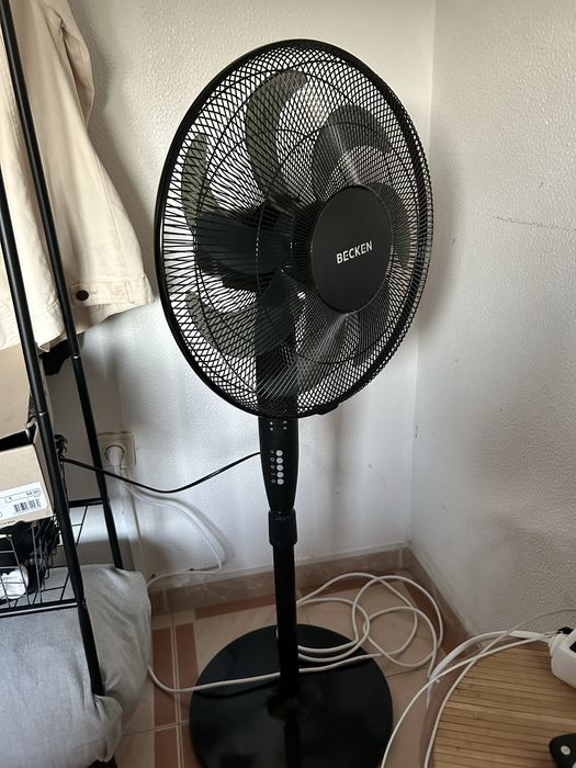 Ventoinha Becken + controle remoto