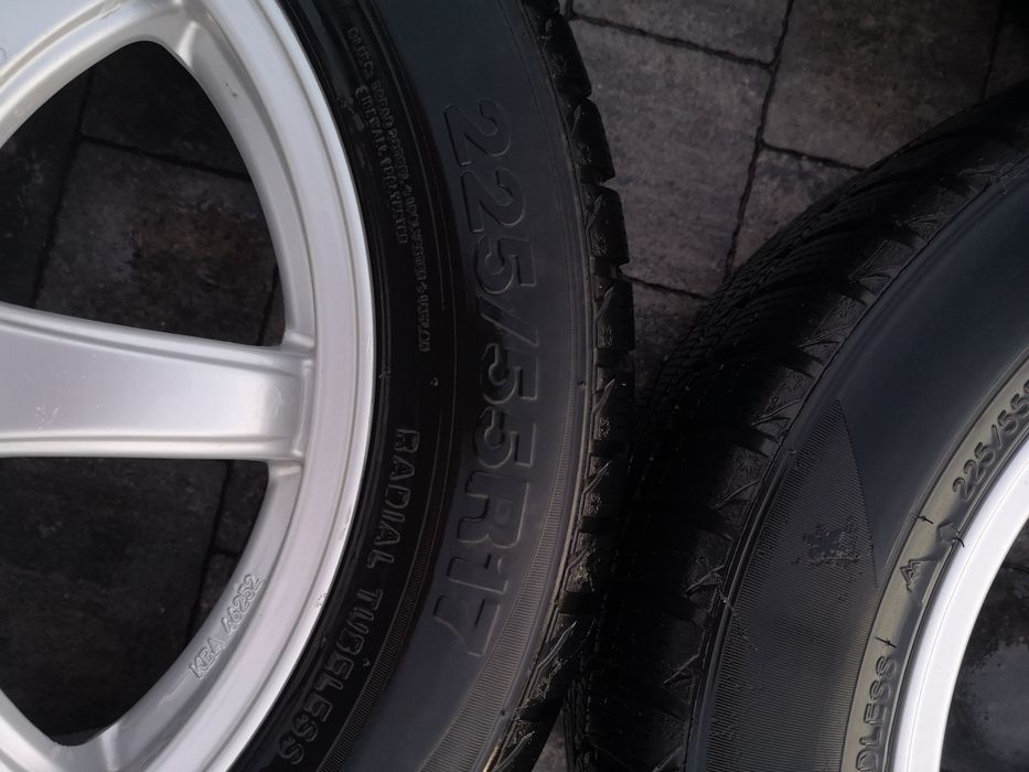 Komplet kół zimowych 225/55 R17 Opel insignia