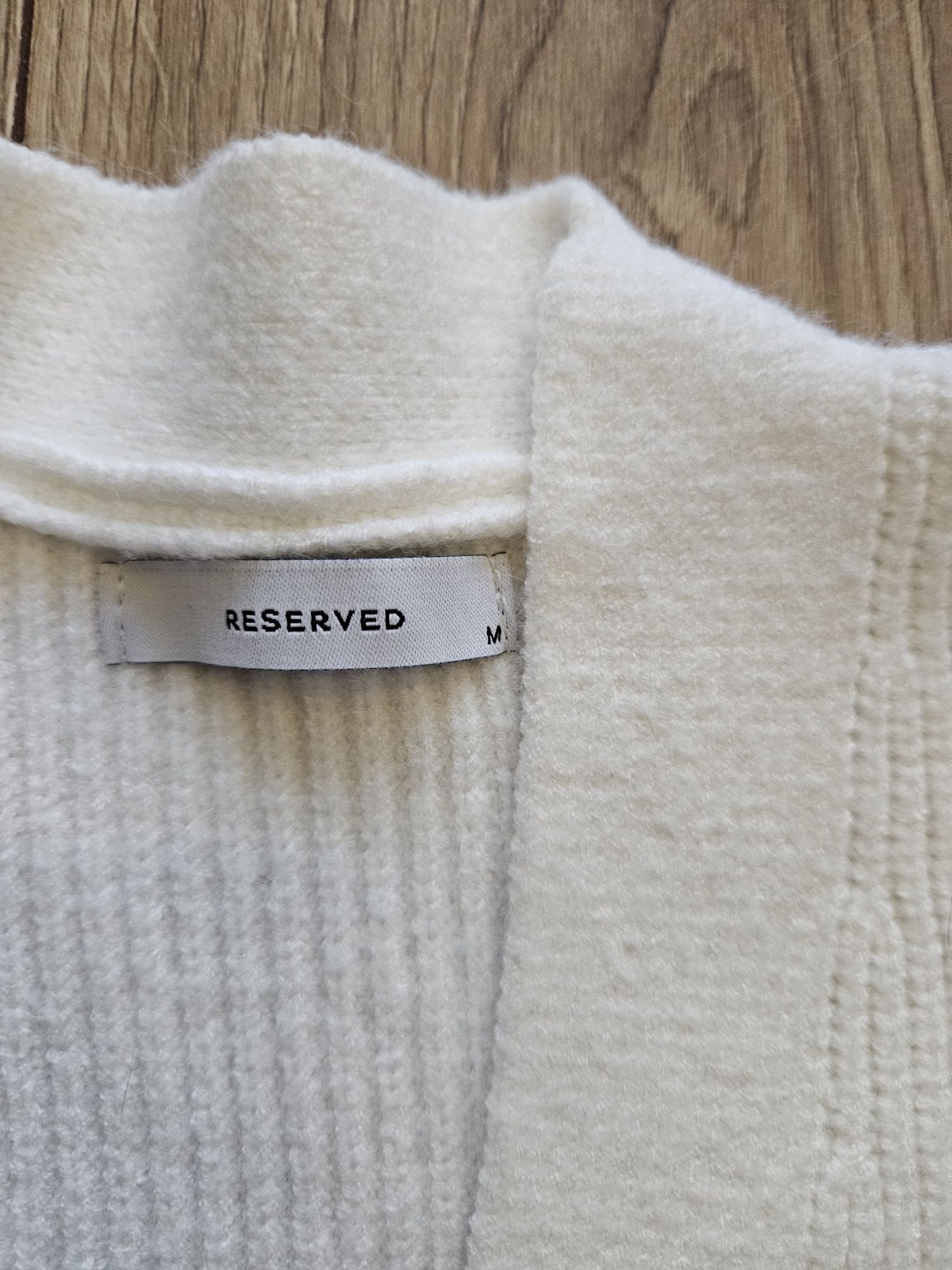 Biały sweter rozpinany Reserved r.M/L