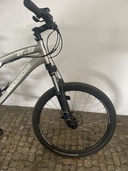 Bicicleta rockrider com suspensão total