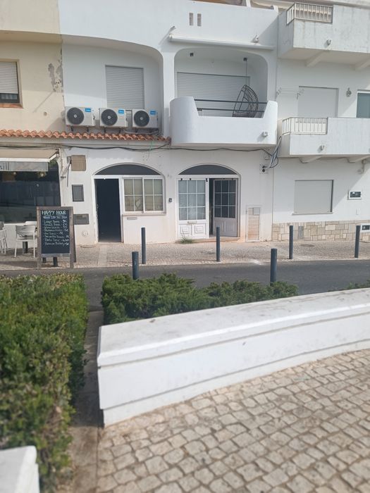 Vendo porta de alumínio