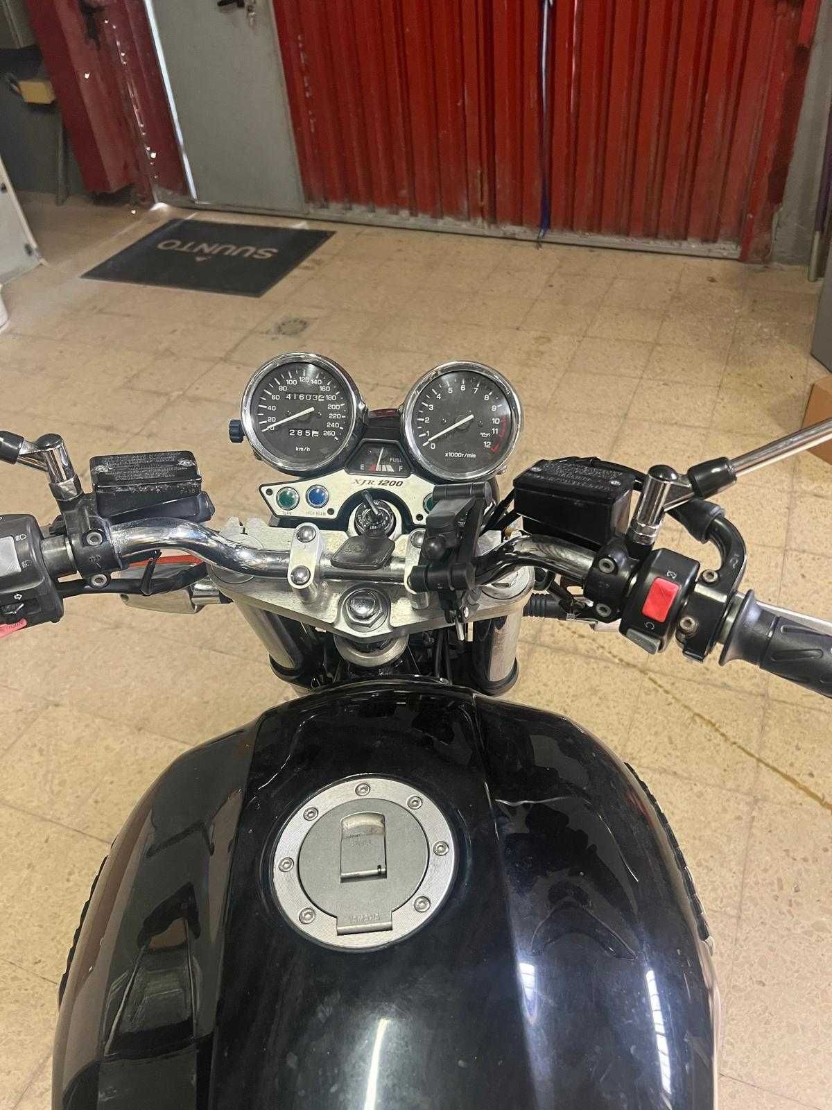 Yamaha XJR 1200 Classic