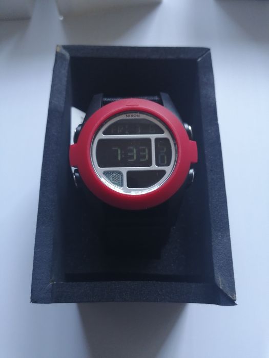 Часы мужские Nixon Commando Army