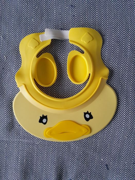 Daszek ochronny na oczy przy myciu głowy