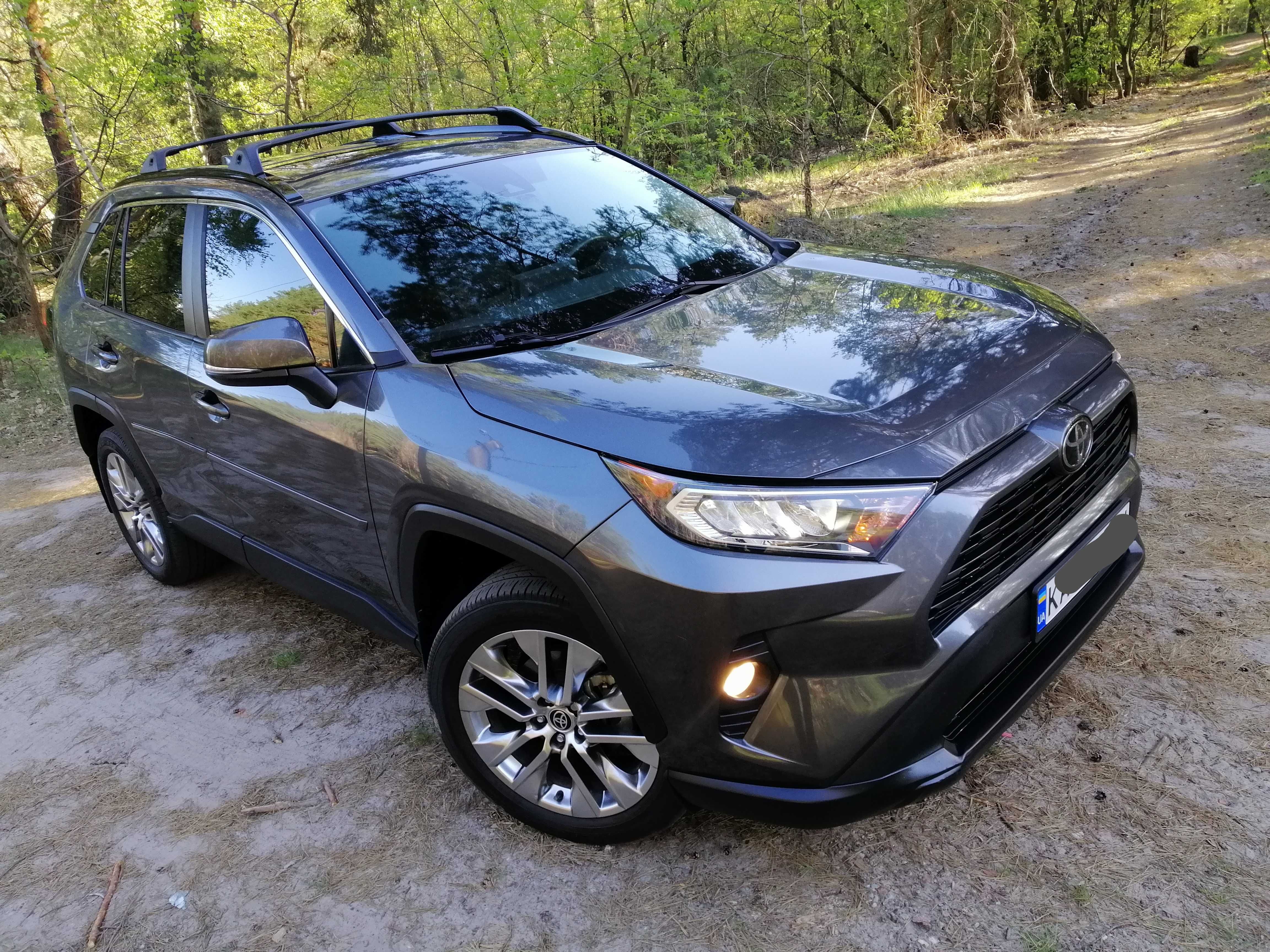 Toyota RAV4 на Автомат 2.5л 2021года Максимальная ОБМЕН