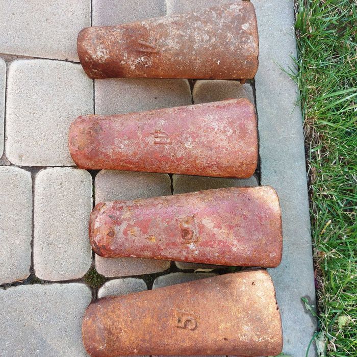 4 чавунні ніжки  для ванни.