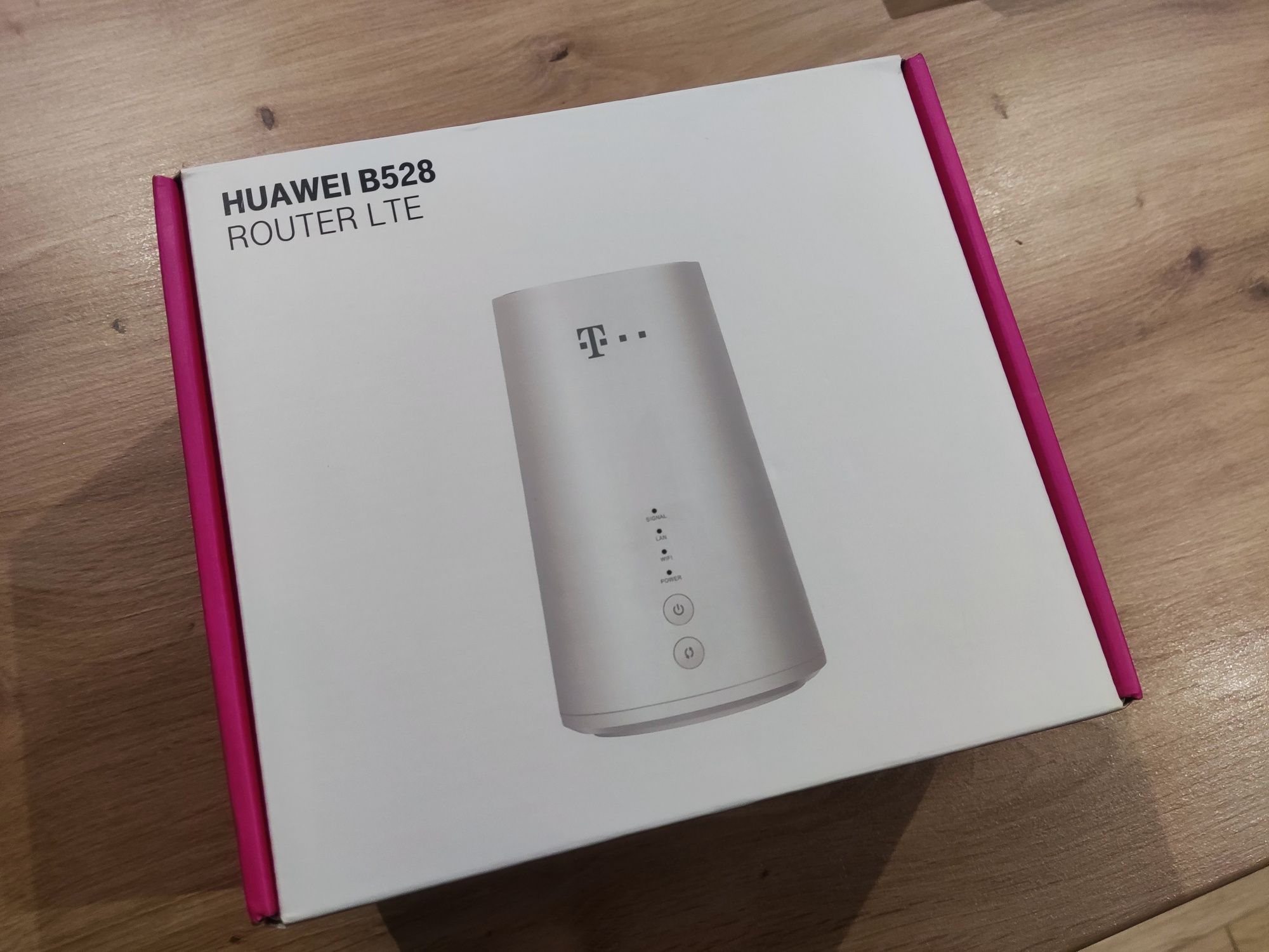 Huawei B528 mobilny router LTE 3G GSM