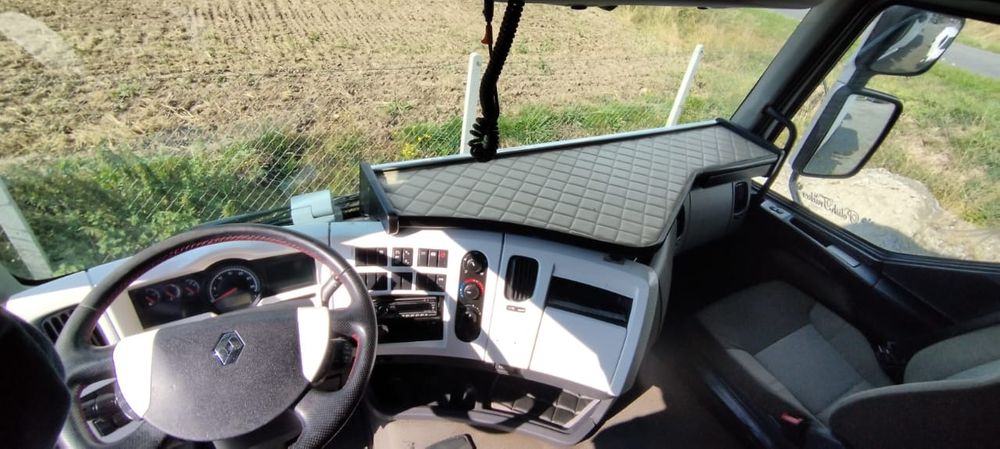 Renault Premium DXI 460 MEGA