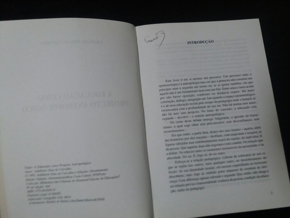 Livro: A Educação como Projecto Antropológico