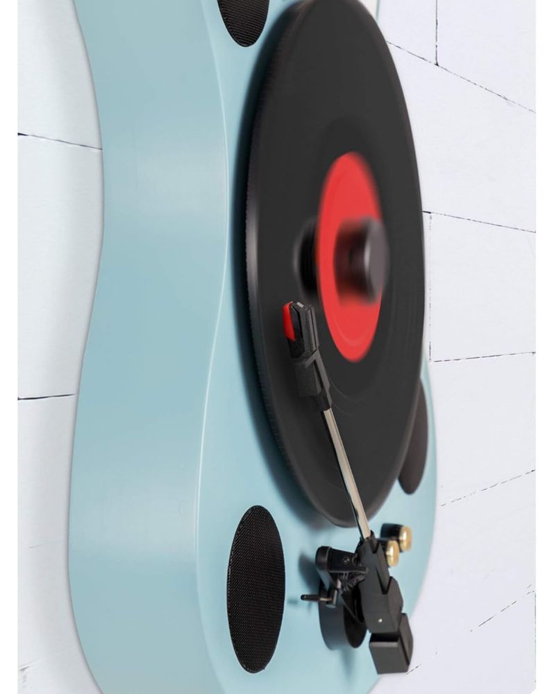 Gramofon w ksztalcie gitary elektrycznej