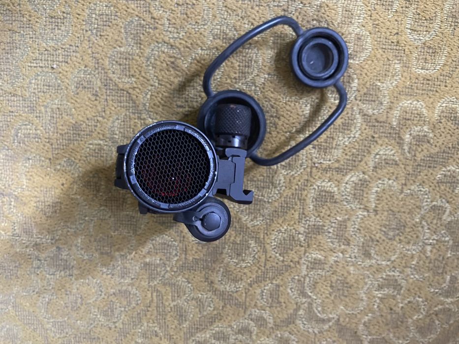 Каліматорний приціл закритого типу Aimpoint COMPM4s 2 MOA