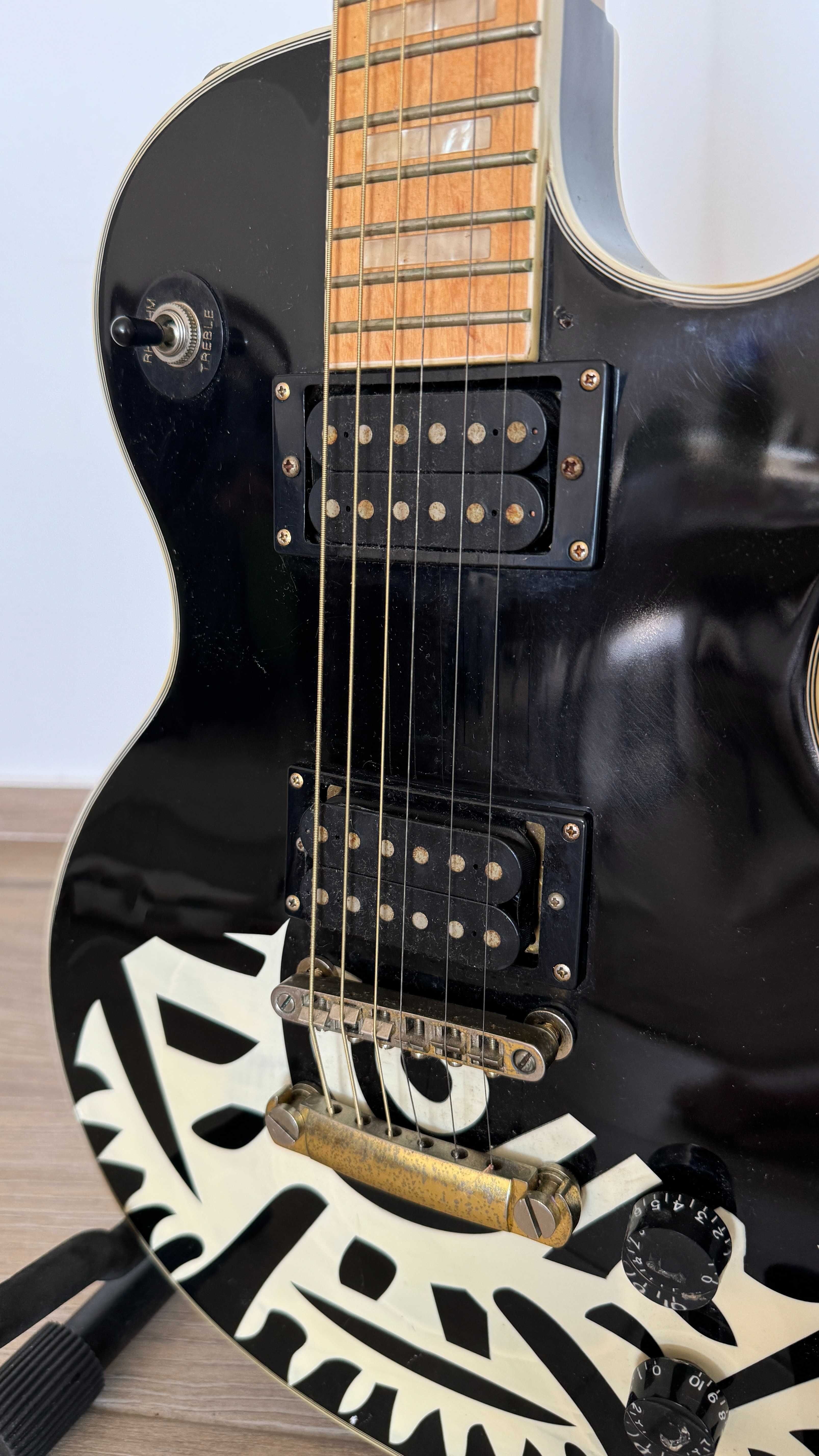 Gibson Les Paul Custom (réplica) com hardcase