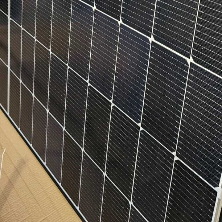 Jinko moduł panel fotowoltaiczny słoneczny solarny 425W Czarna Rama