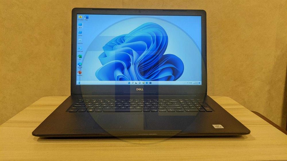 Dell Octacore 17.3" i7/8GB/1TB_Nvme como novo