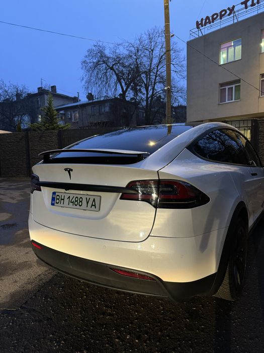 Tesla model x 100D