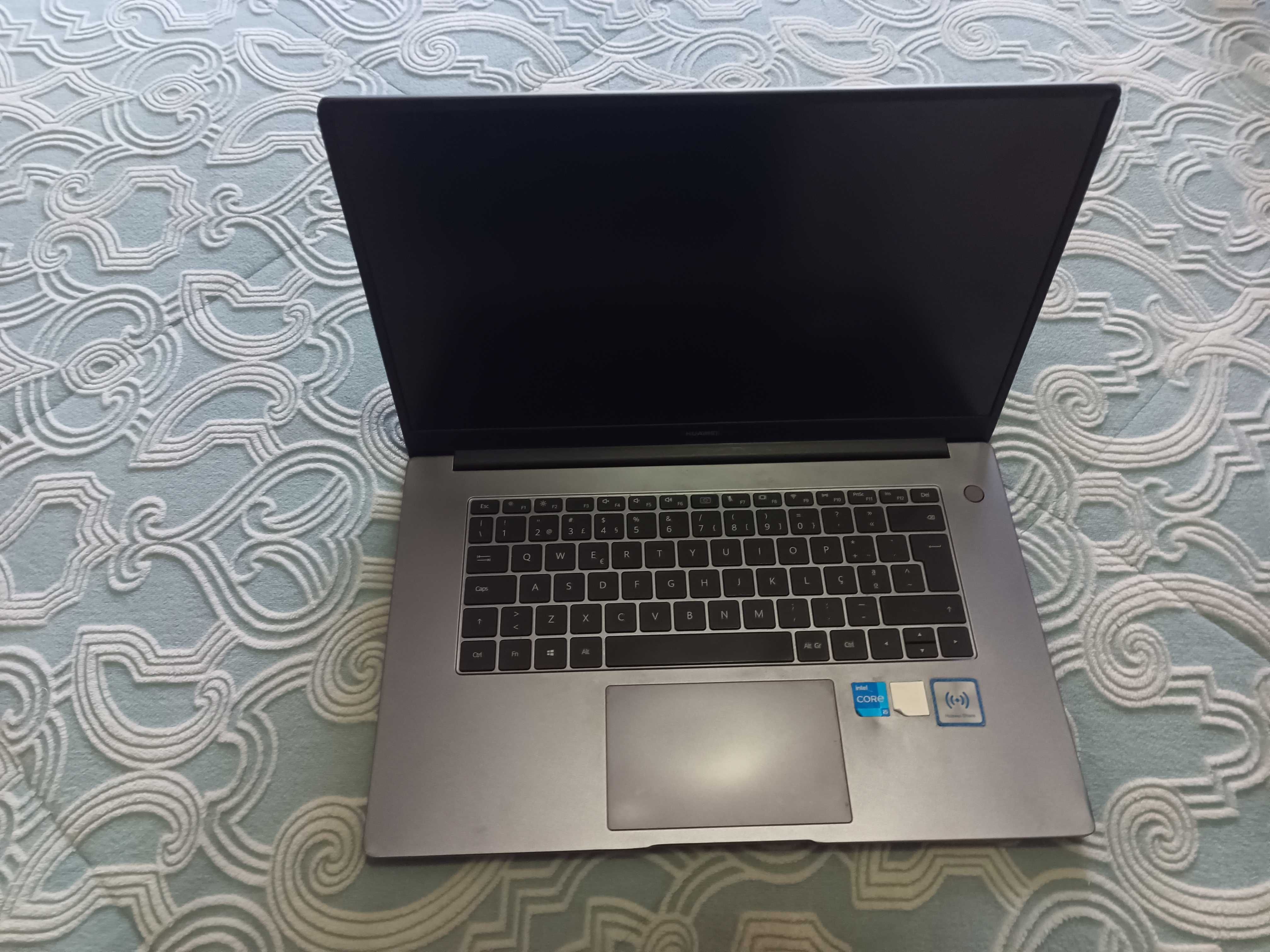 Huawei matebook d15