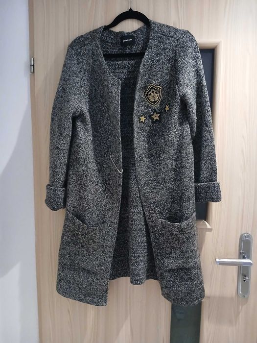 sweter długi Stradivarius M