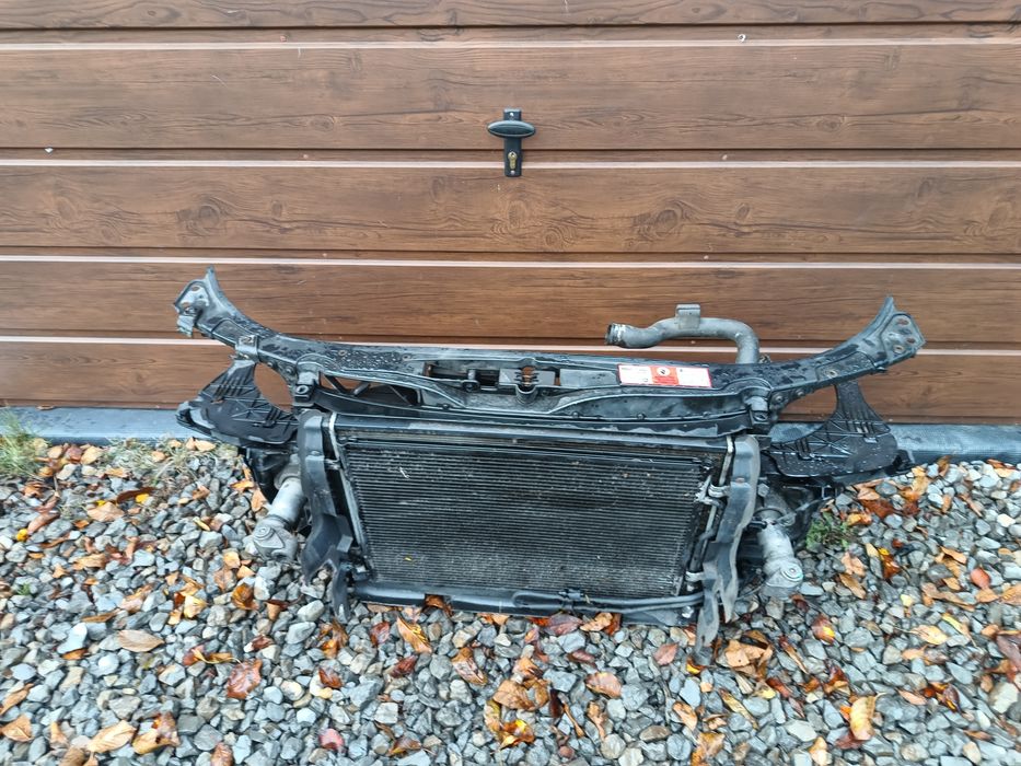 Pas przedni kompletny Audi A4 B6 1.9 TDI AWX AVF AVB wiskoza części