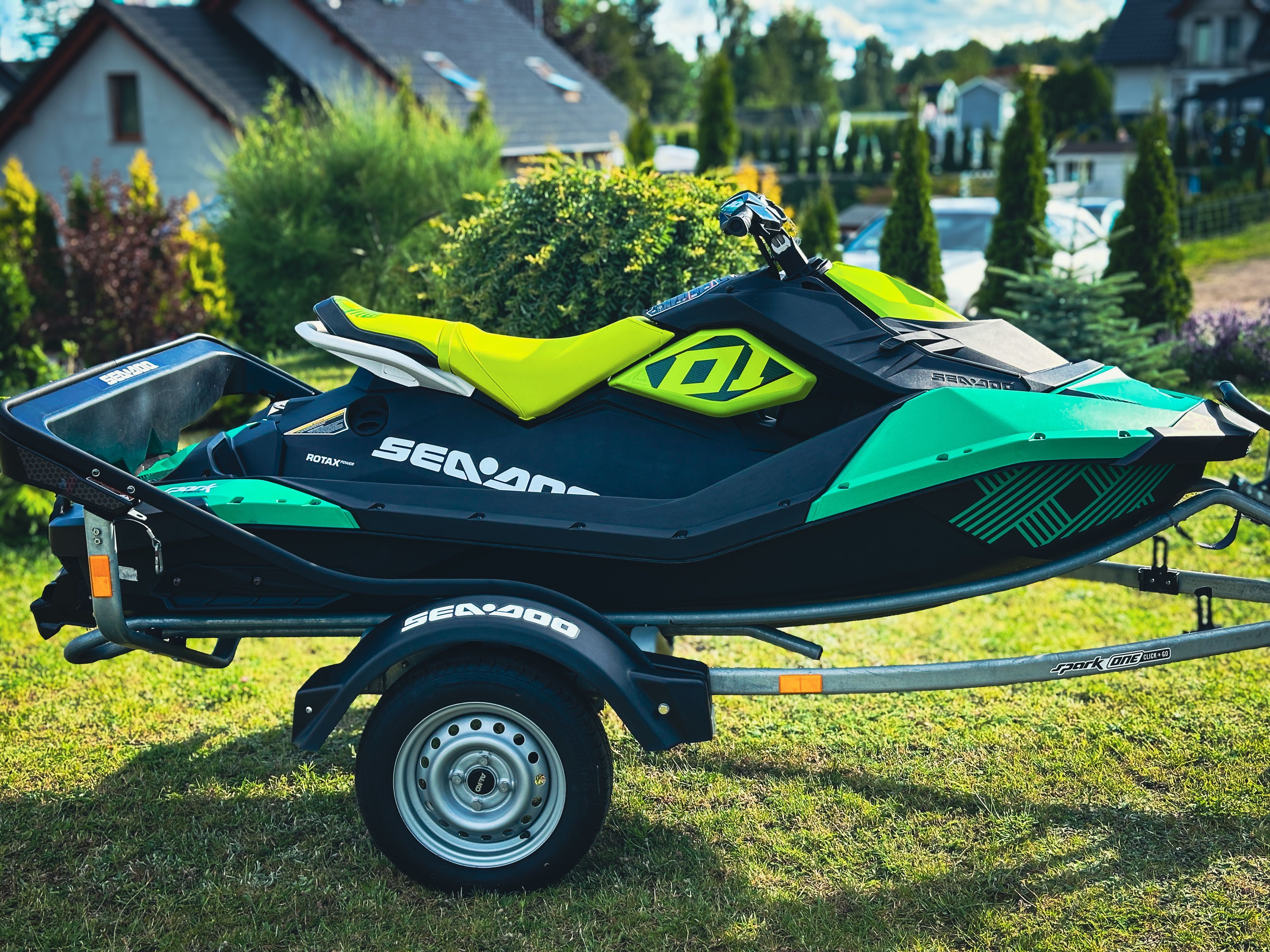 Seadoo Spark Trixx 2up/ 38mth/2019/Click & Go