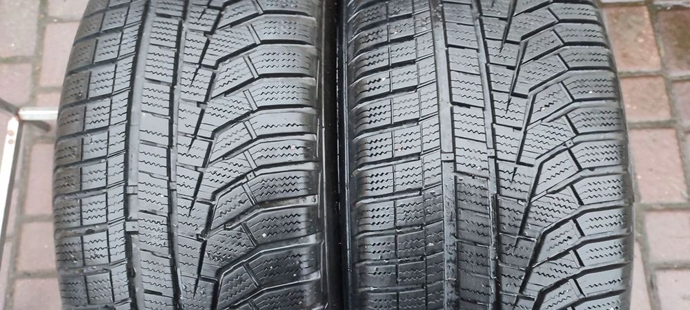 Opony Zimowe Hankook Winter ICept Evo2 235/55/17 99H 2018r 2x6mm Para