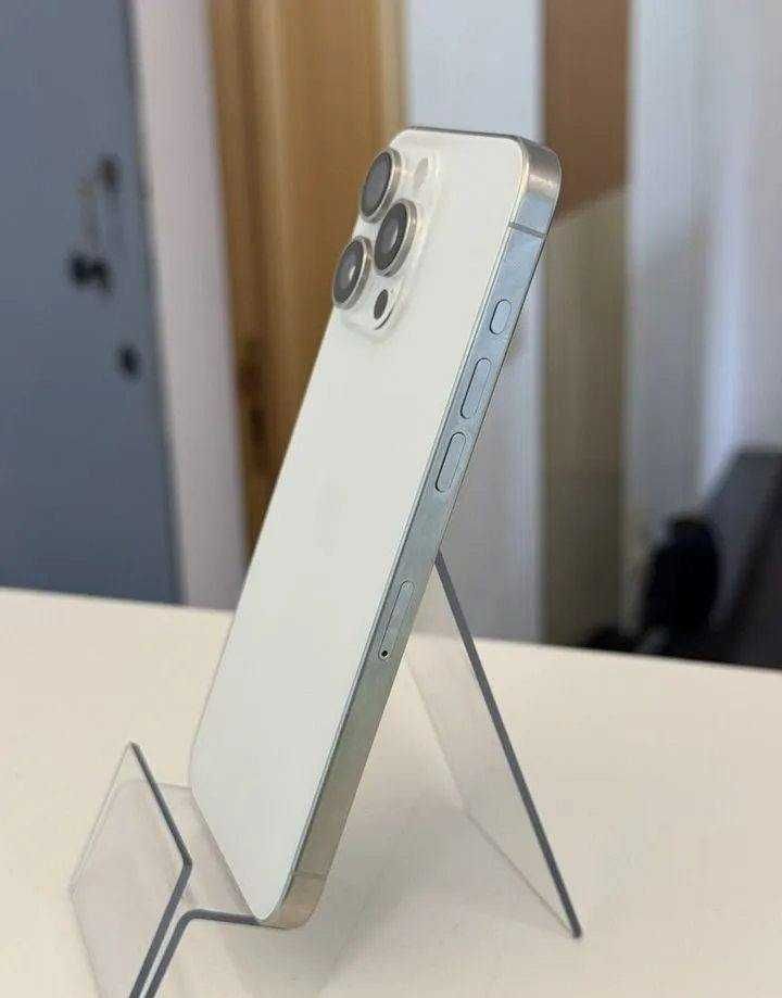 iPhone 15 Pro Max, 256 ГБ