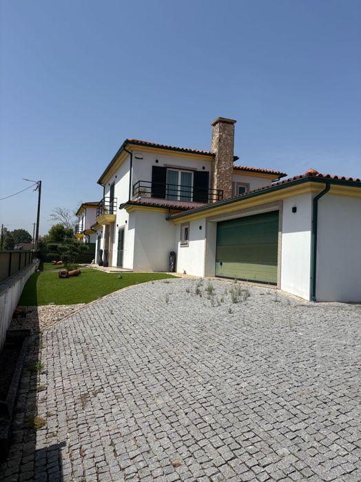 Vendo moradia em Alquerubim, albergaria a velha