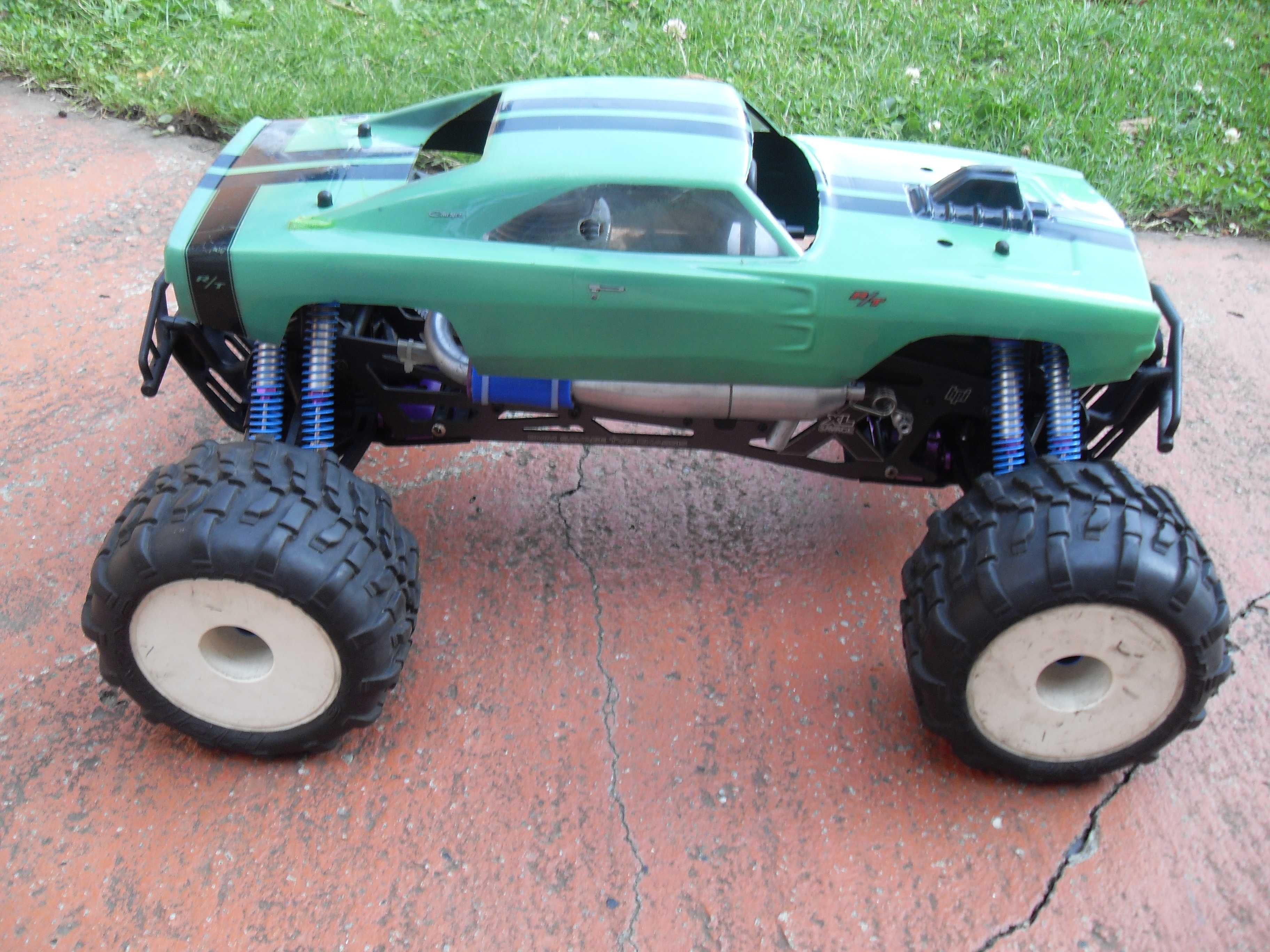 HPI SAVAGE XL 5.9 1:8 Nitro Model RC Spalinowy Monster Truck