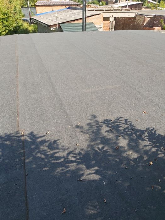 Продам два новых гаража