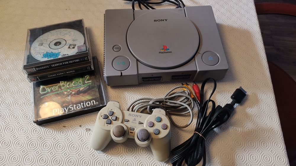 Playstation one  SCPH-7502 play station 1 completa + jogos originais