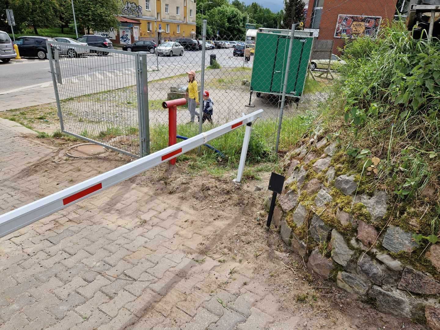 Sprzedam szlaban elektryczny  parkingowy gwarancja