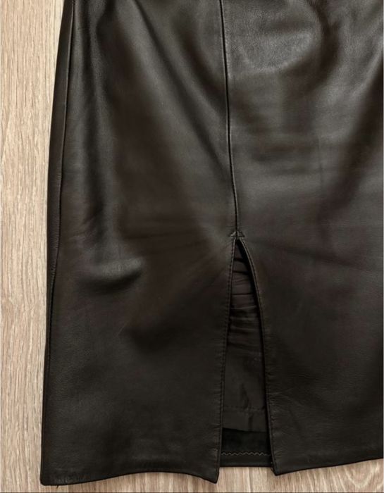 Спідниця з натуральної шкіри