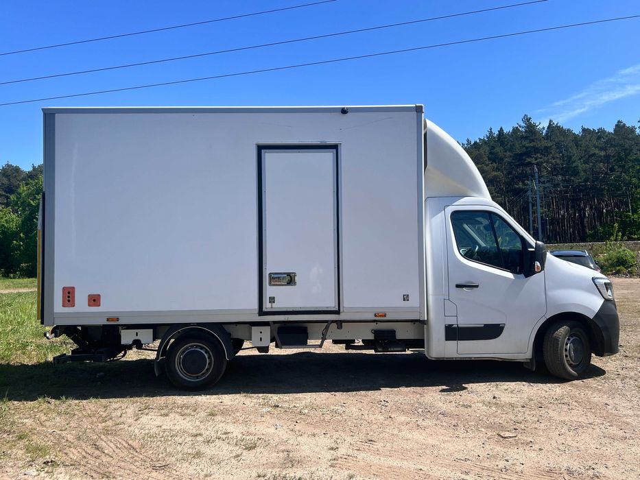 wynajem Renault Master (DOSTAWCZY) bez limitu km, winda