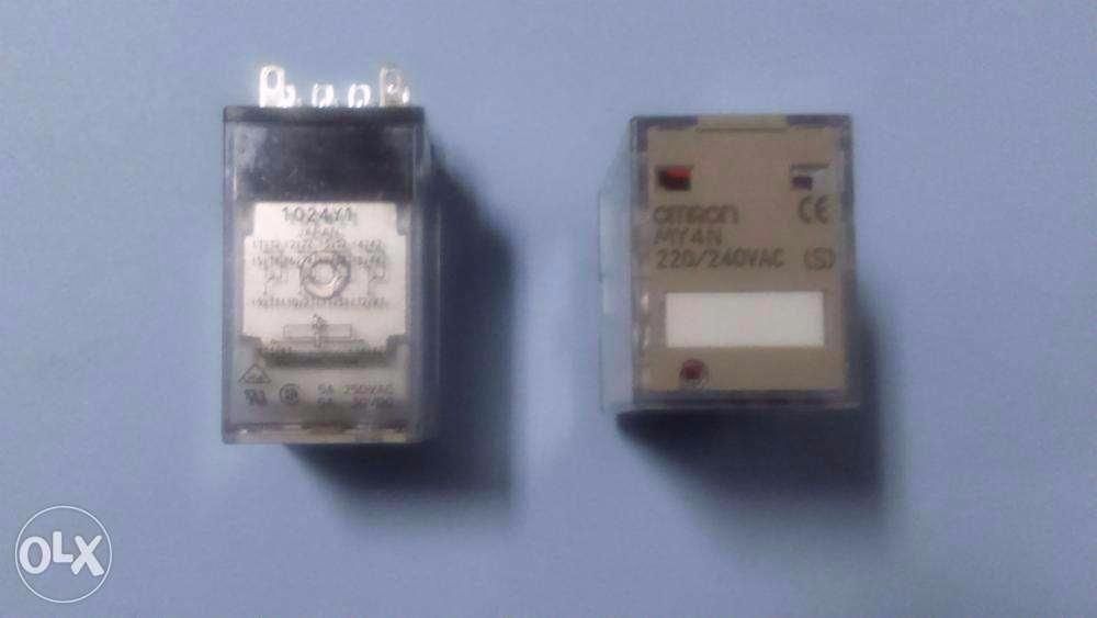 Relé Omron MY2 IN 24 VAC + Relé Omron 220/240 VAC