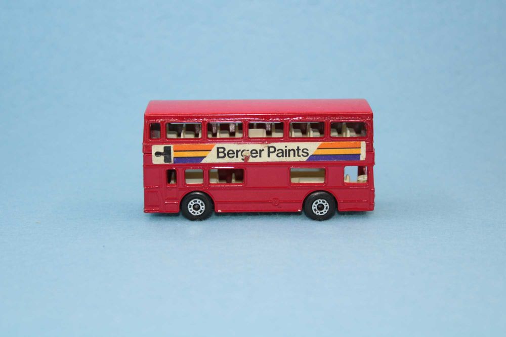 Miniatura antiga Matchbox Superfast Autocarro