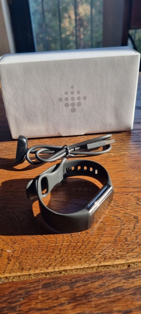 Fitbit Charge 5 Black, новий фітнес-браслет, трекер, смарт годинник.