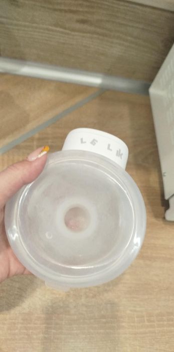 Молоковідсмоктувач 2шт