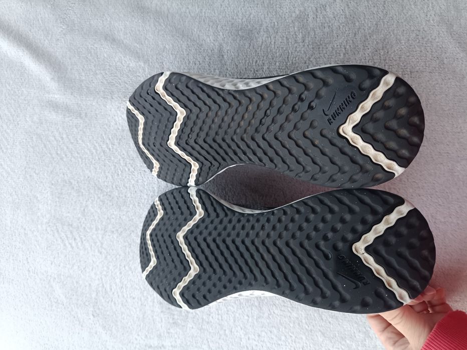 Женские кроссовки Nike р38.5-39